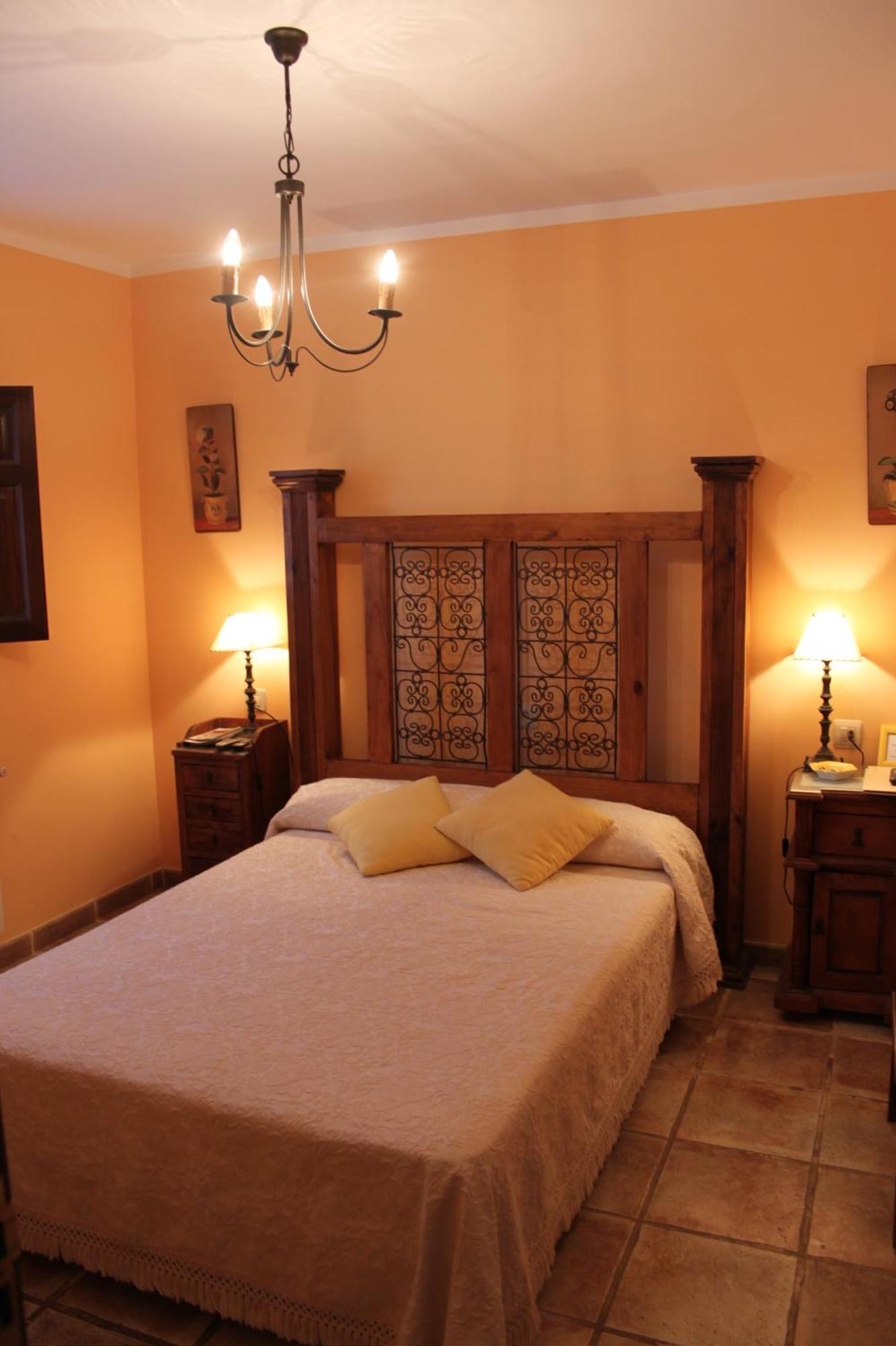 Mesa Del Conde Hotel San Felices de los Gallegos Room photo